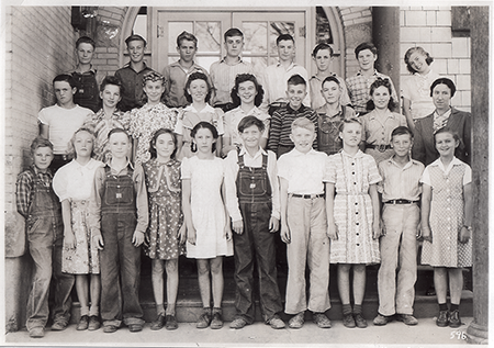 Ustick Grade School Students 1943-44